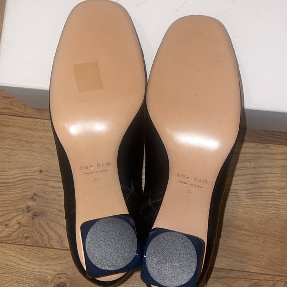 The Row Black Leather Booties in Size 37 - Picture 6 of 7